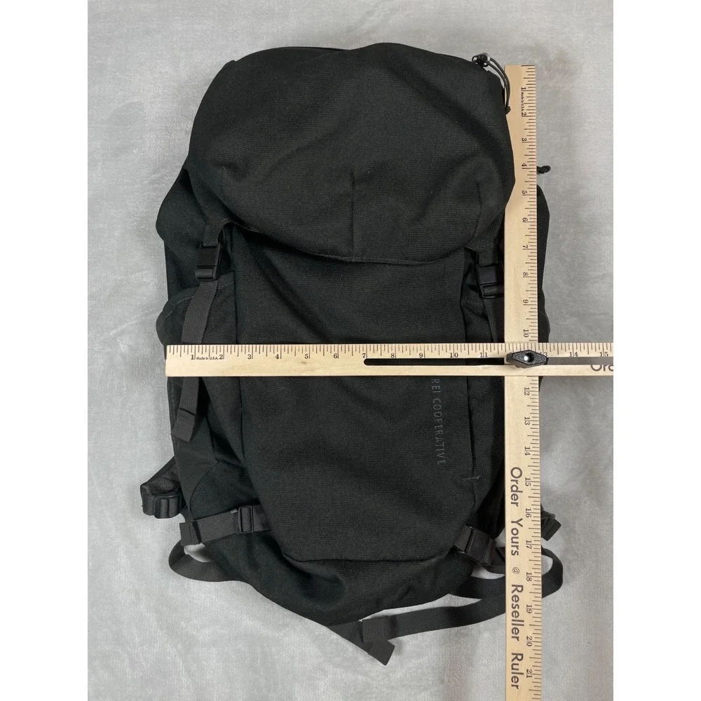 REI Co-op Ruckpack 28 Backpack Black Travel Hiking Laptop Carry On Daypack